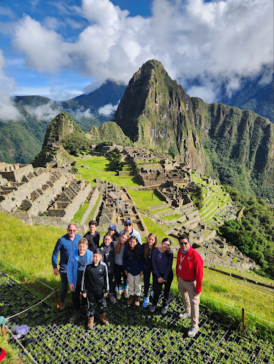 Students traveling in Peru